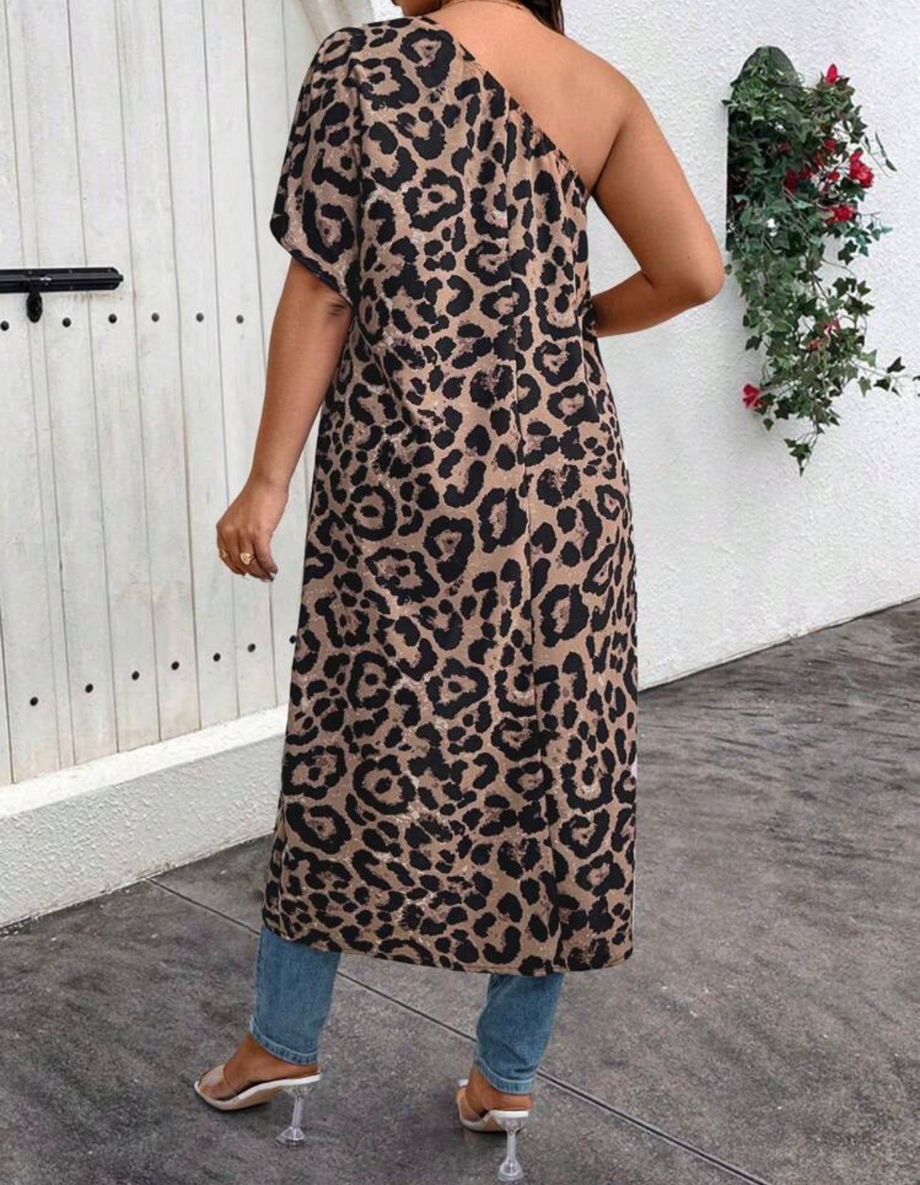 Asymmetric Hem Leopard Print Blouse