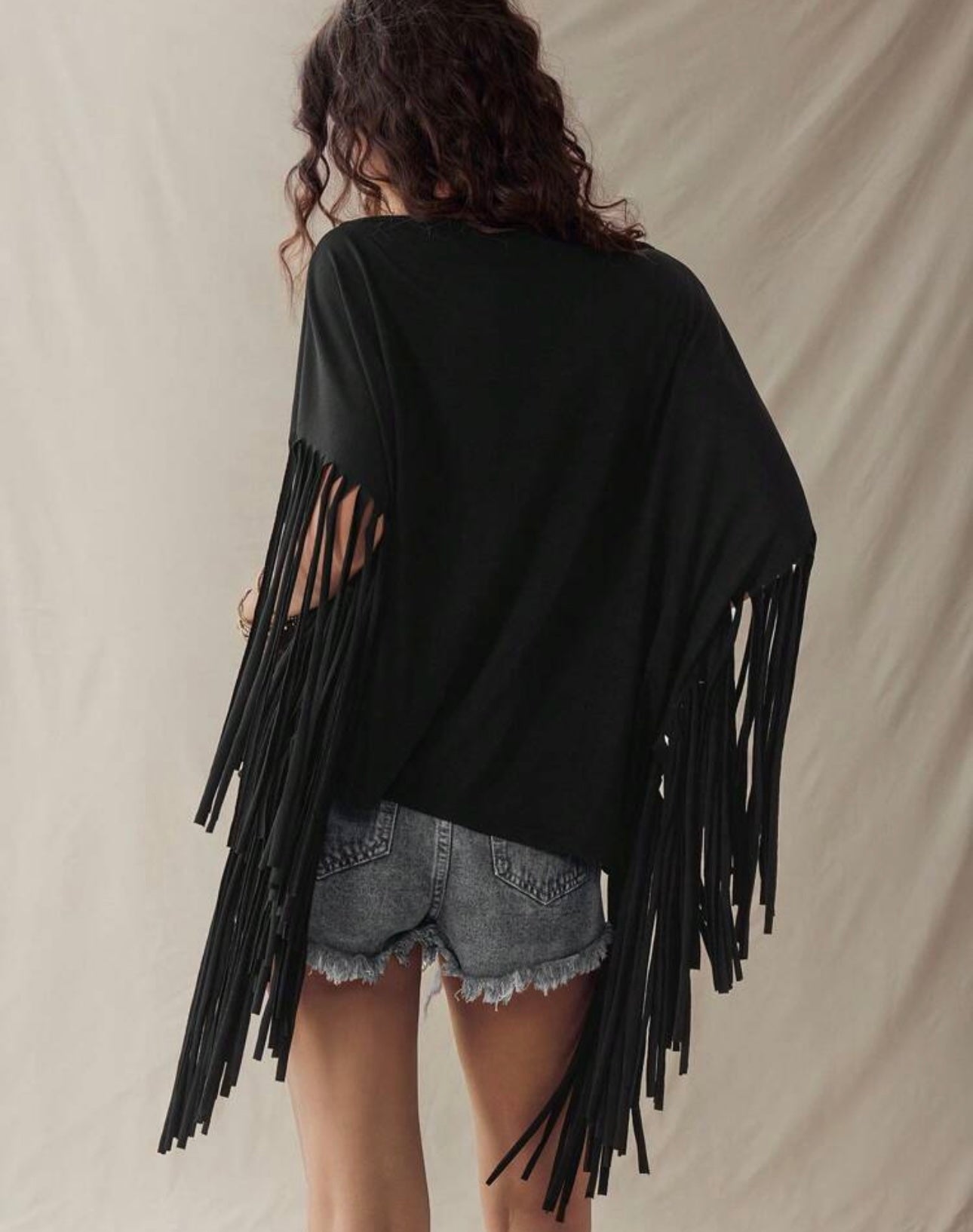 Wildy Oversized Black Fringed Loose Fitting Chic Top size 8/10 Large