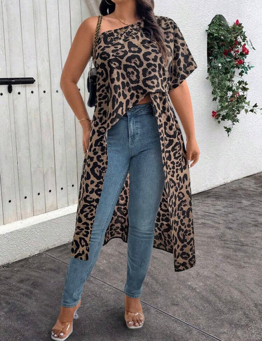Asymmetric Hem Leopard Print Blouse